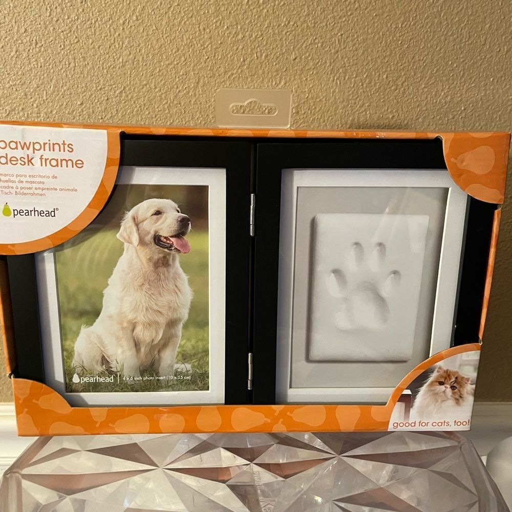 Pearhead Orange and White Pawprints Frame
